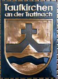      
 
               Gemeindewappen                     
Gemeinde Marktgemeinde
Taufkirchen an der Trattnach

             
             
     
 Bezirk Grieskirchen
                             
  Oberösterreich 
                   
	                 
	Kupferbild                          jedes Bild ein "Unikat"
 Kupferrelief  Handarbeit